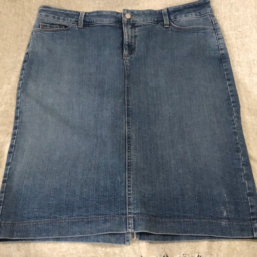 Denim skirt